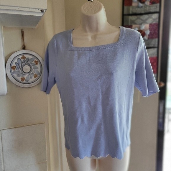 Calvin Klein Periwinkle/Blue Square Neckline Blouse with Scalloped Hem Petite XL - Picture 2 of 6